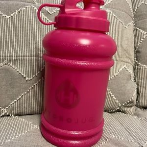 Pomegranate Hydro Jug.
